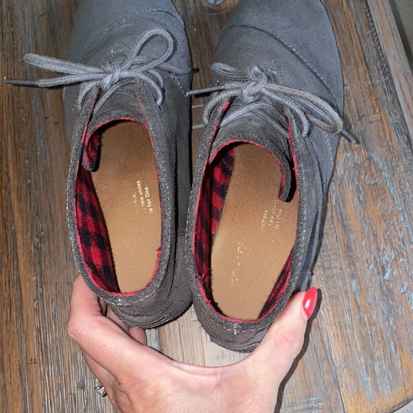 Toms Desert Wedge Suede ankle Booties - Picture 8 of 8